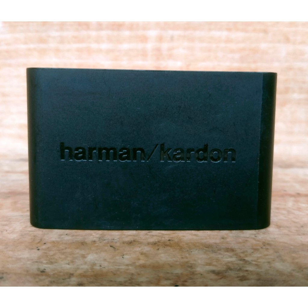 เครื่องชาร์จ Harman Kardon USB F5V-5C-3U ต้นฉบับ