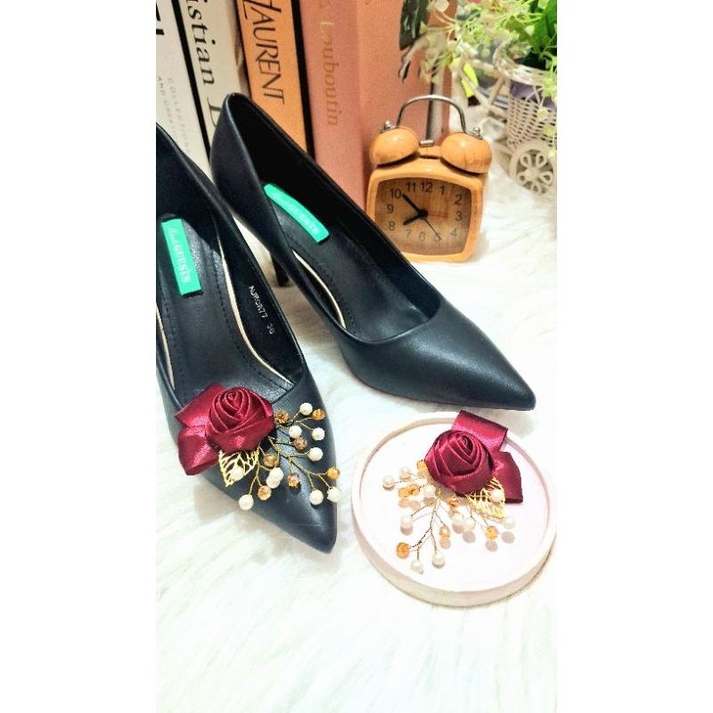 MAWAR CLIPs SHOES ROSE ROOT BUDS / รองเท้าเสริมตกแต่ง