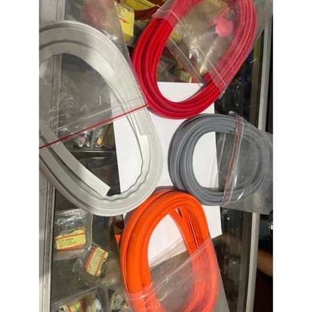 ยาง TEMPONG VESPA / ยาง VESPA TEMPONG