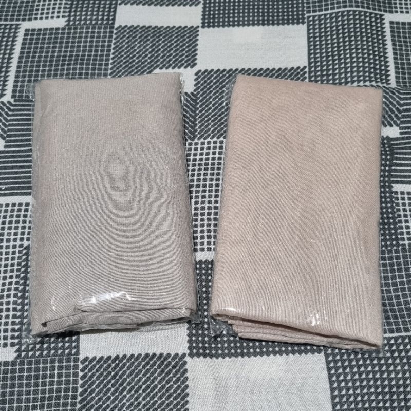 Nadia Hijab Deliya Paris Premium Square New Chessnut & Cream