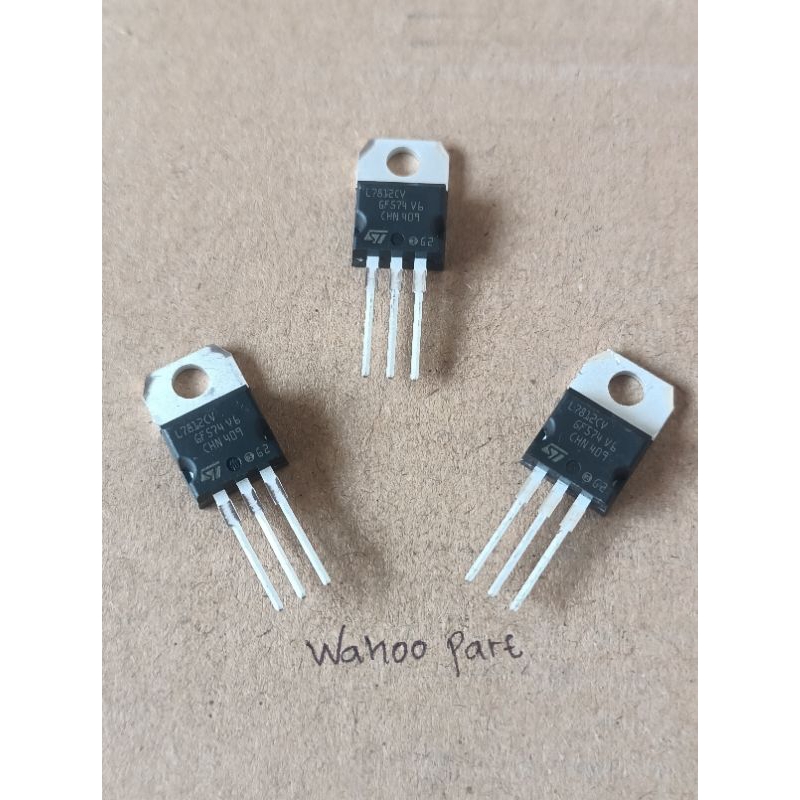 IC REG 7812 ราคา (1 ชิ้น)