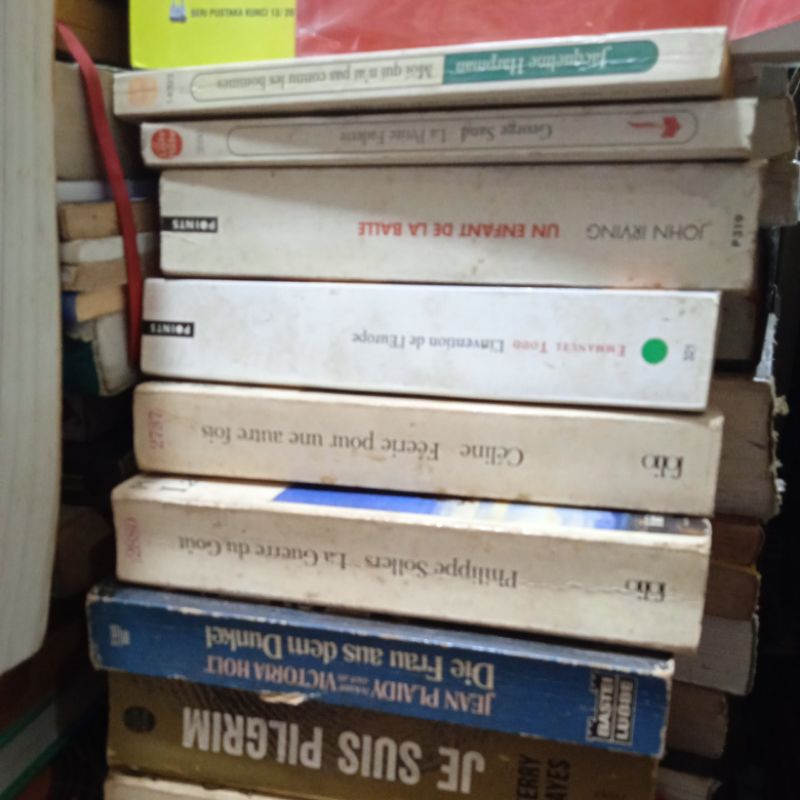 นวนิยายฝรั่งเศสมือสองต้นฉบับ Rp. 35,000 yes