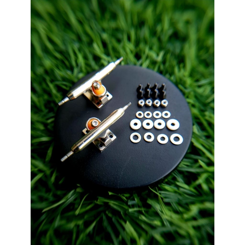 ตัด. Fingerboard Truck Standard Pro