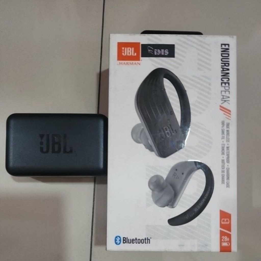 Preloved แท่นชาร์จแบบ JBL harman Endurance Peak มือสองของแท้