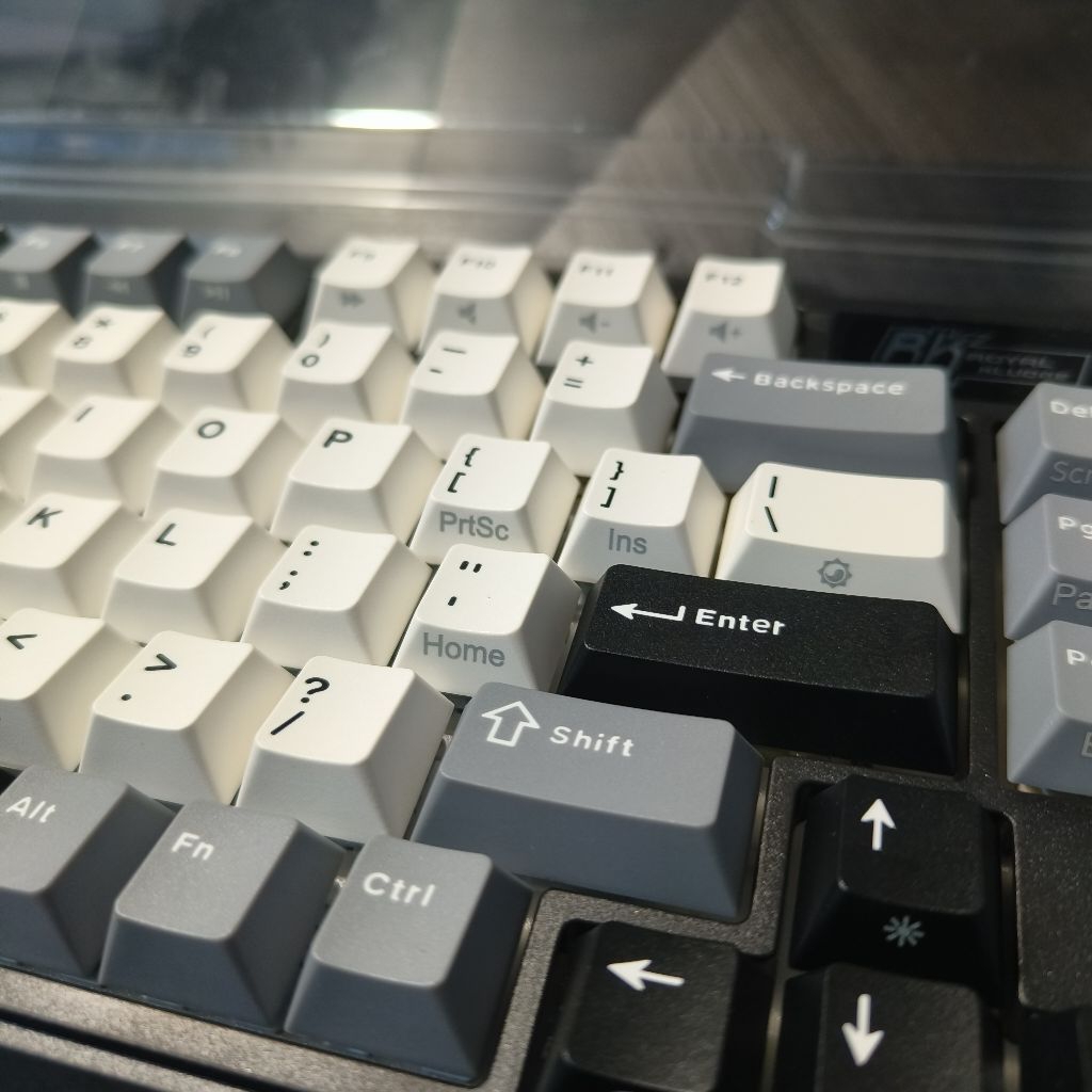 ปุ่มกด Pbt Double Shot - โปรไฟล์เชอร์รี่ - Copotan Royal Kludge RK L75 - Triple Tone