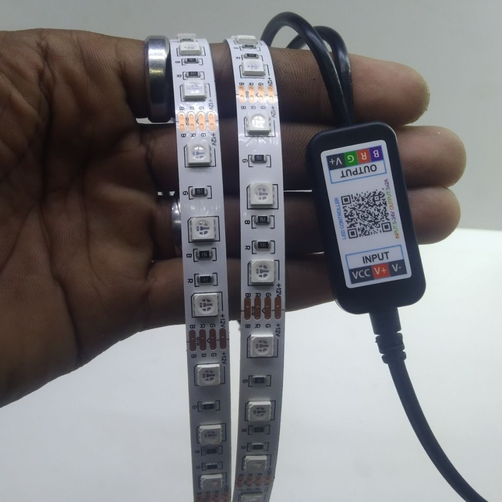 ไฟ RGB DEVIL / 3 นิ้ว RGB BILED DEVIL LIGHTS BLUETOOTH CONECTION ACCORDING TO THE PHOTO