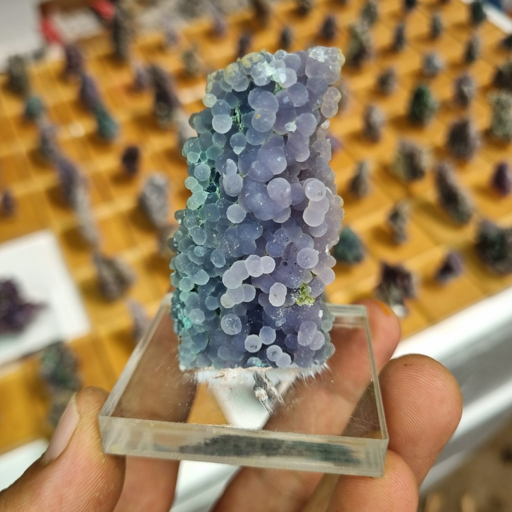 คอลเลกชันองุ่นอาเกต + ขาตั้งอะคริลิค