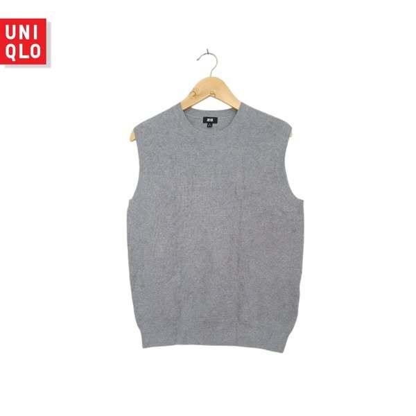 เสื้อกั๊กพื้นฐาน O-Neck Uniqlo สีเทา (CODE: B79-10 )