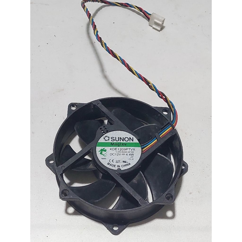 ROUND FAN DC FAN 9CM X 9CM THICKNESS 2.5CM- COOLING FAN-HIGSPEED-3-4 PIN-CABLE-RANDOM BRAND