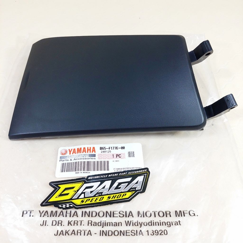 ฝาครอบฝาปิด ฝาครอบลิ้นชักกระเป๋าเดินทาง Yamaha AEROX 155 Old YGP ORIGINAL YAMAHA B65-F177E-00