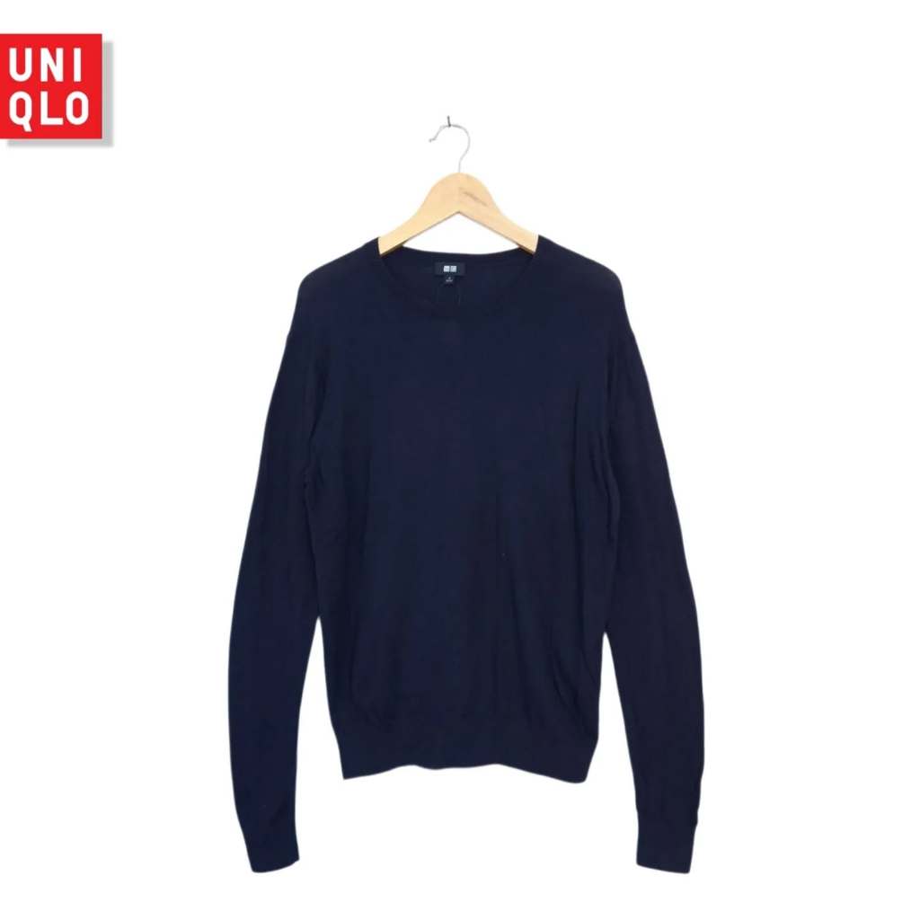 เสื้อสเวตเตอร์ O-Neck Uniqlo Navy Unisex (CODE: B80 -16)