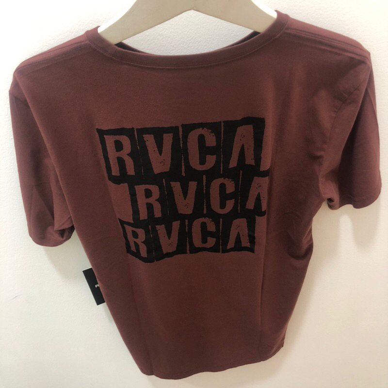 Original rvca blocked rvca เสื้อยืดแขนสั้นผู้ชายสีเลือดหมู