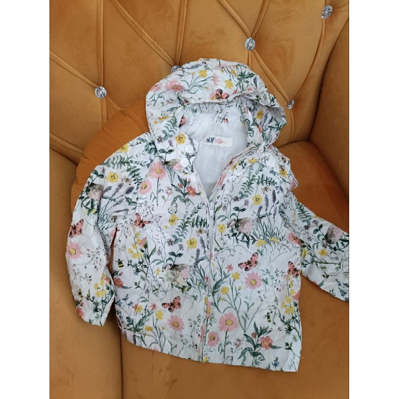 แบรนด์ jaket สาวดอกไม้ขาว