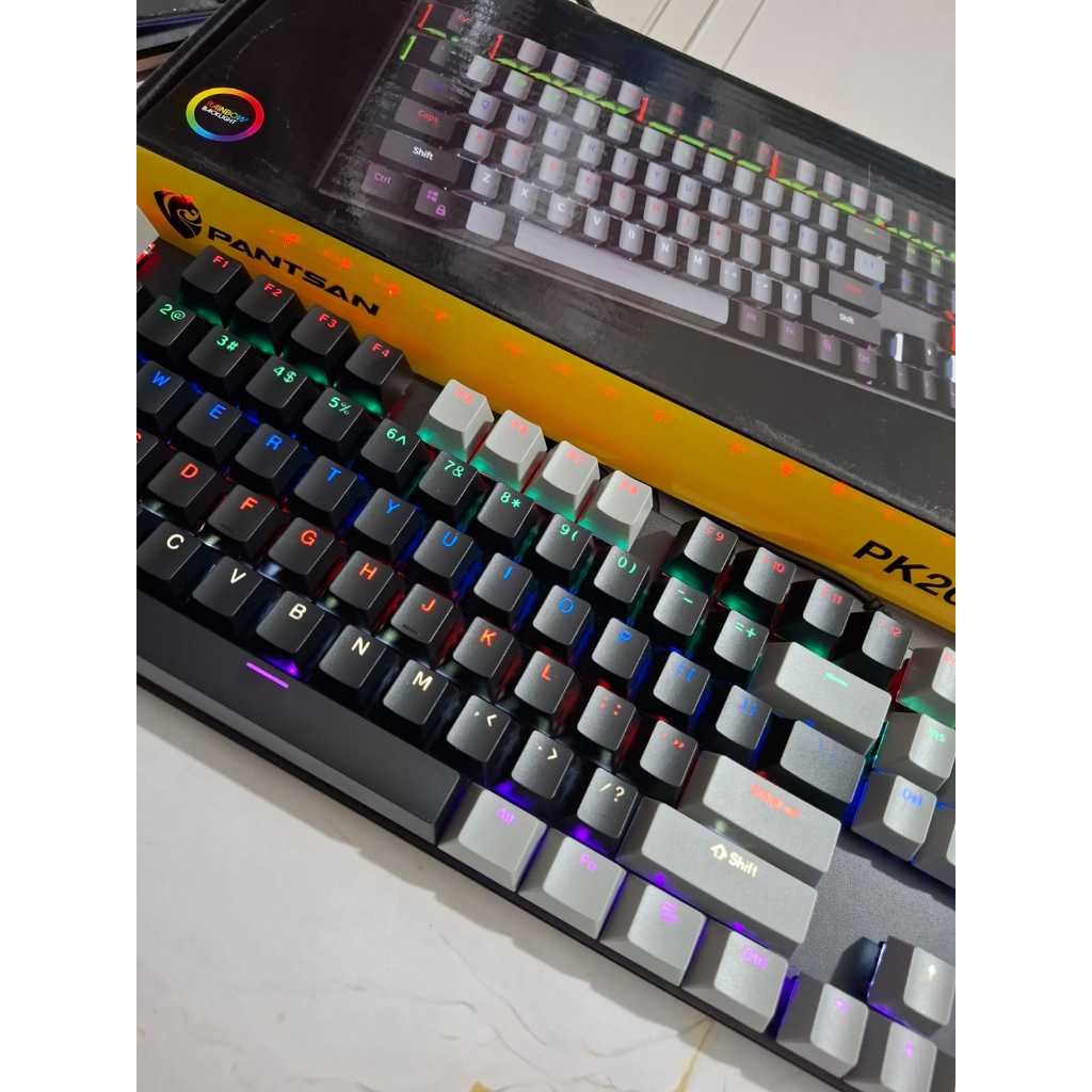 AK68 คีย์บอร์ดแบ็คไลท์คีย์บอร์ดเกม