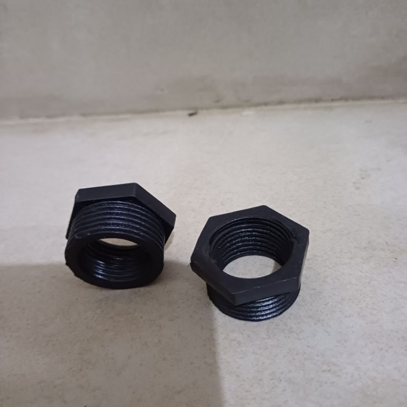 VLOK RING สีดํา PVC 1/2 ถึง 3/4 OVER THEAD PLOK RING 1/2 X 3/4