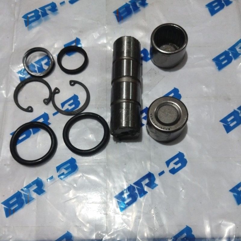 Axle Swing Std / Axle Porek Bajaj RE 205, RE Spark Plug 2 / FL