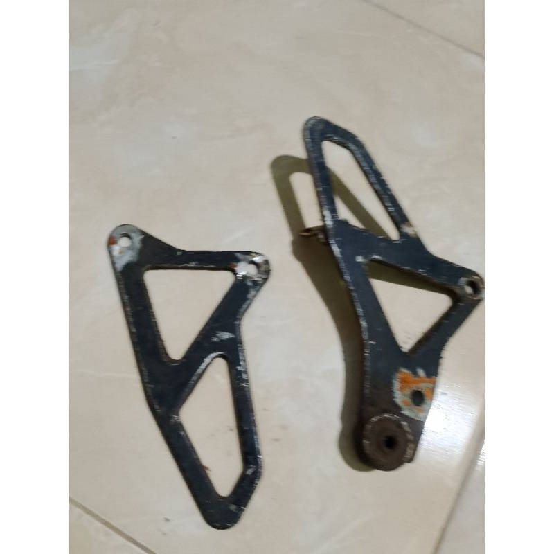 SATRIA 2-STOKE SHARK CHASISS EARS OR FRAME COPOTAN ดั้งเดิม