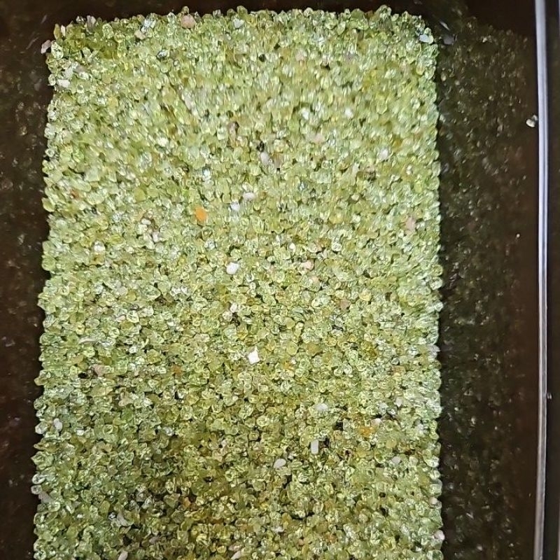 PERIDOT CHIPS HQ ORIGINAL STONE 1 SD 3 MM 50 กรัม