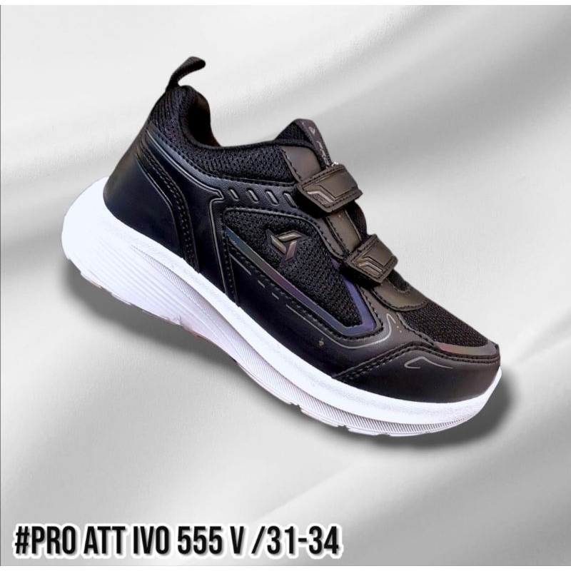 PRO ATT SCHOOL SHOES สีดํา-ขาว /Ivo 555 Kc