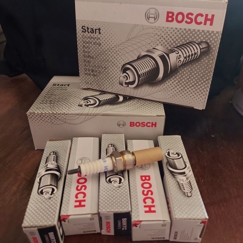 BOSCH UR6DC SPARK PLUG สําหรับ karisma, supra 125, ใบมีด, บีท, มอเตอร์ไซค์ฟ้าร้อง