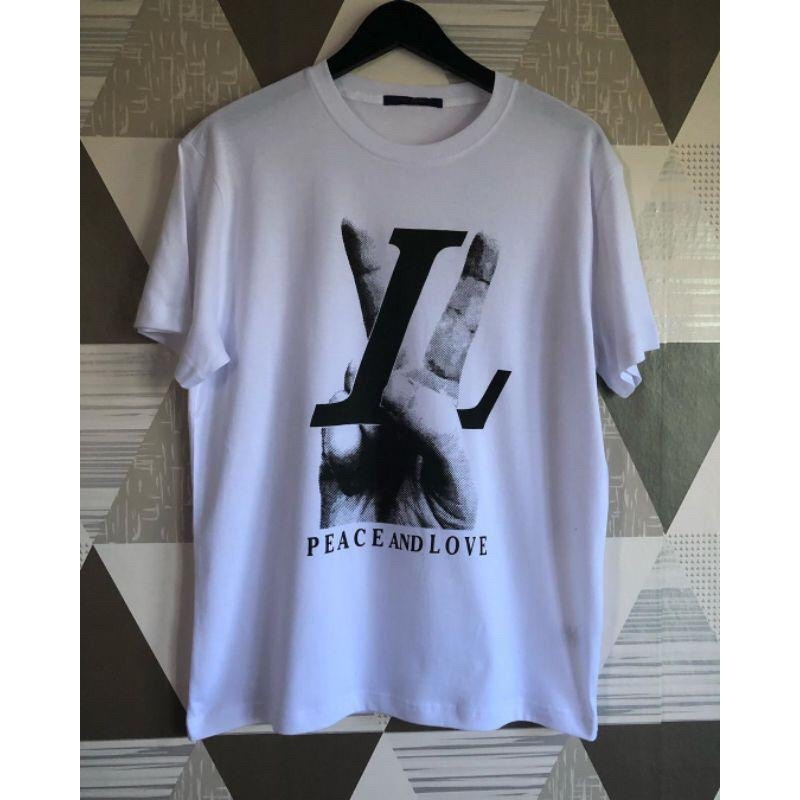เสื้อยืด LVx PEACE AND LOVE / BLACK WHITE LV T-SHIRT //