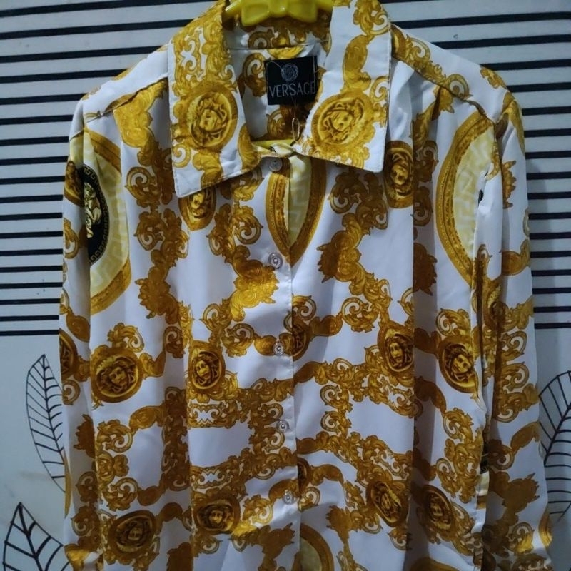 เสื้อเชิ้ตลายแบรนด์ VERSACE