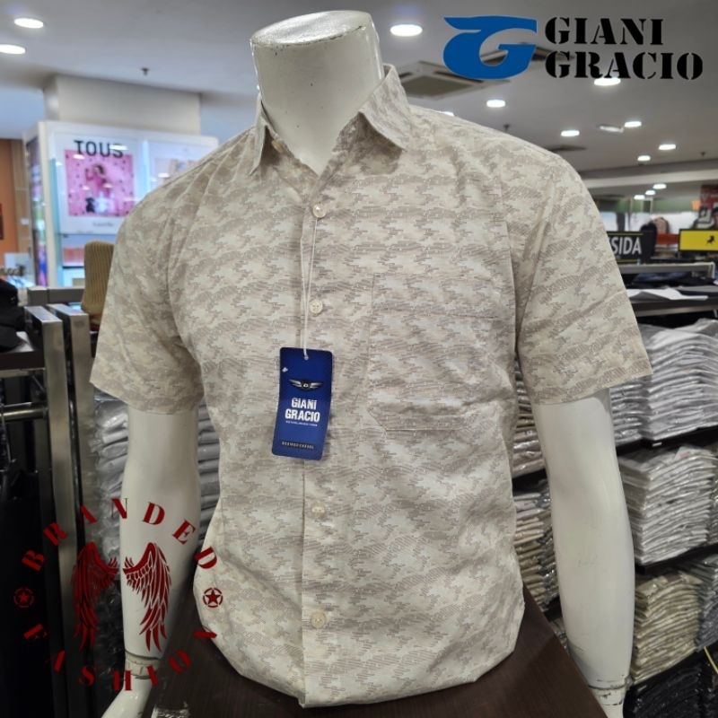KEMEJA GIANI GRACIO SHORT SLEEVE SHIRT G71805 005 05
