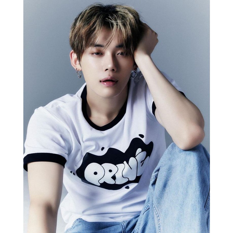 เสื้อยืด Prive Ringer Yeonjun TXT Tomorrow x ร่วมกัน