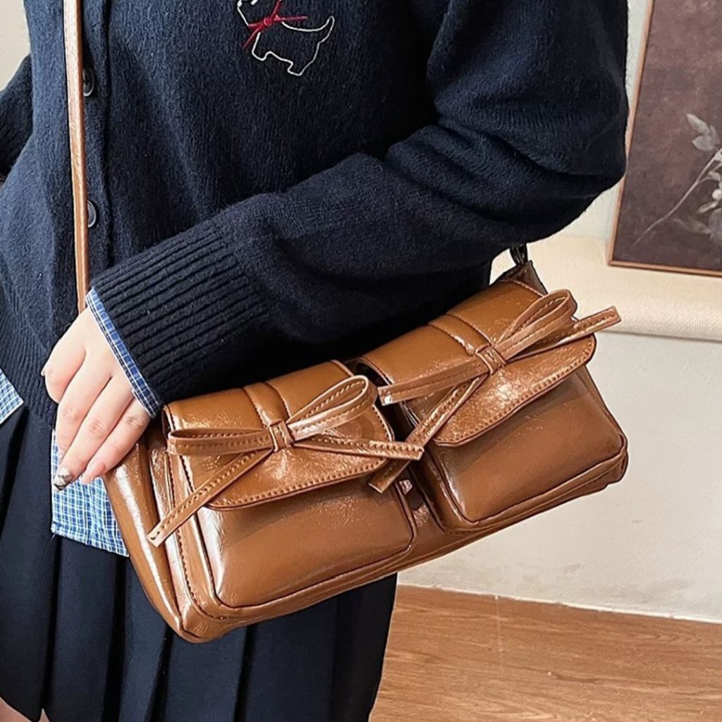 กระเป๋าโท้ตหนัง Y2K*