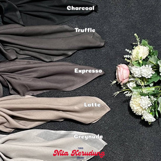 Jilbab Segi Empat Paris Jadul Polos 110x110 ( Varisha, Red Rose, Humaira, Bulan Bintang )