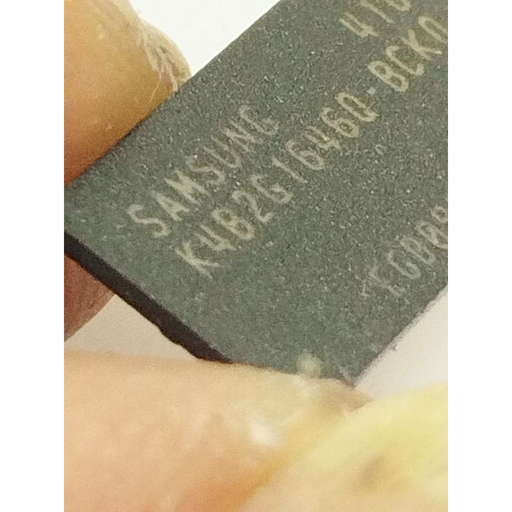 IC SAMSUNG K4B2G1646Q