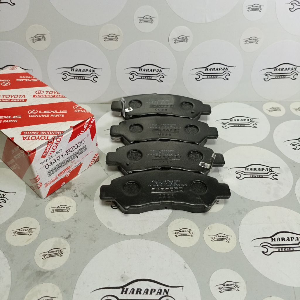 ผ้าเบรคหน้า Calya Sigra 04491-BZ030