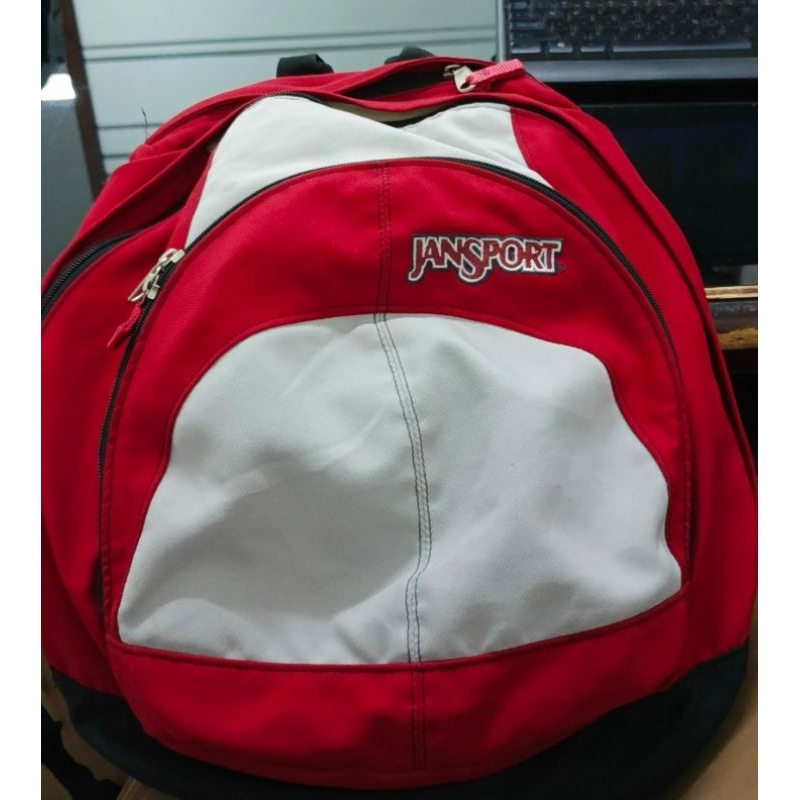 กระเป๋าสะพายข้าง Jansport