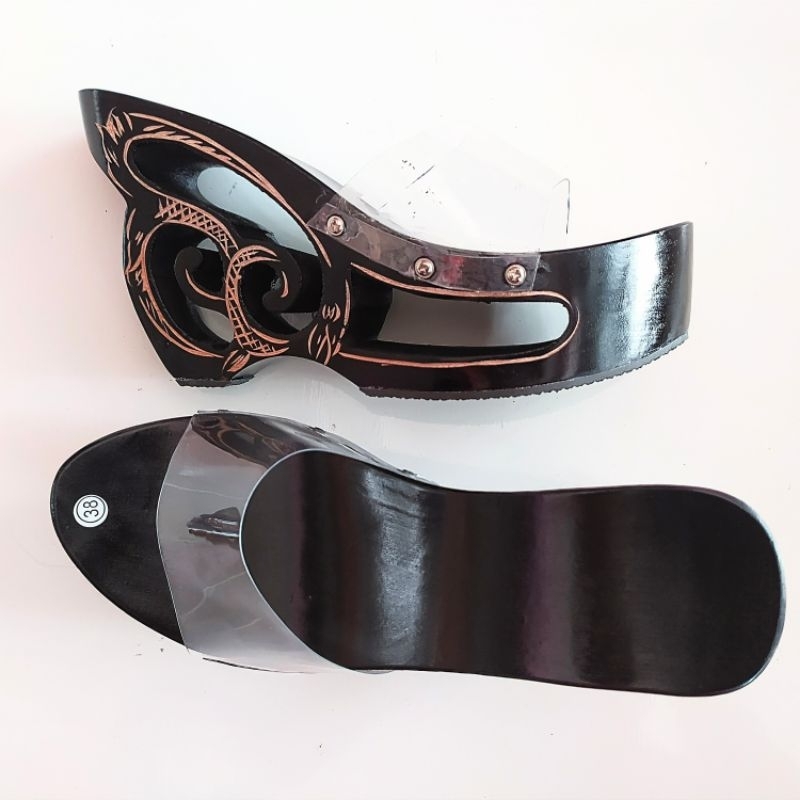 รองเท้าแตะ KOLOM GOULIS WEDGES พร้อมรองเท้าแตะ MICHA ที่ชัดเจน 12 ซม. / รองเท้าแตะ WEDGES / รองเท้าแ