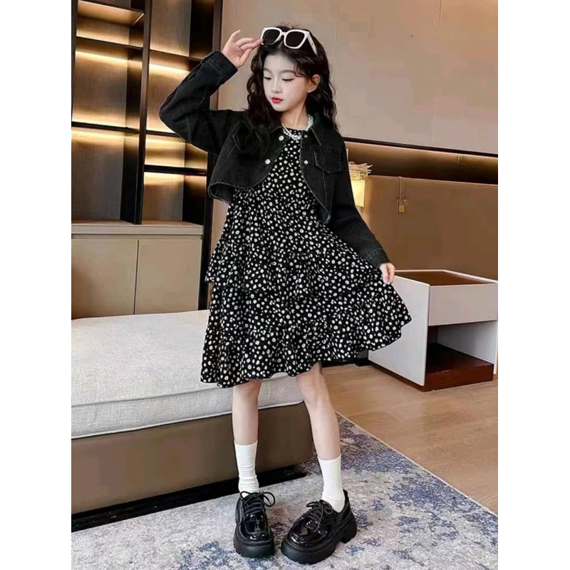SIZE (5-8T) DRESS JEANS