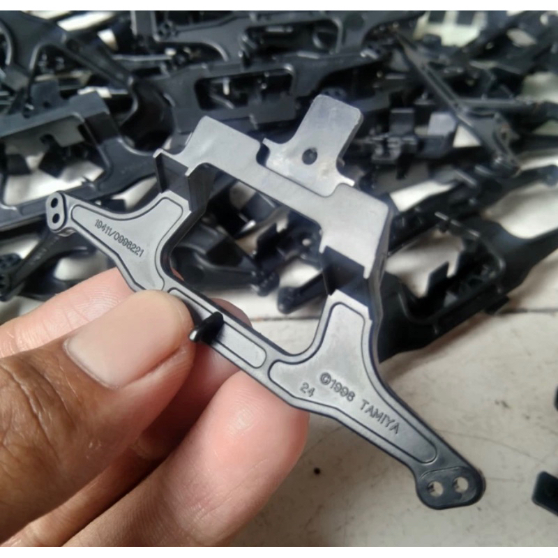 ต้นฉบับ TAMIYA LOSEKIT SFM ROOT