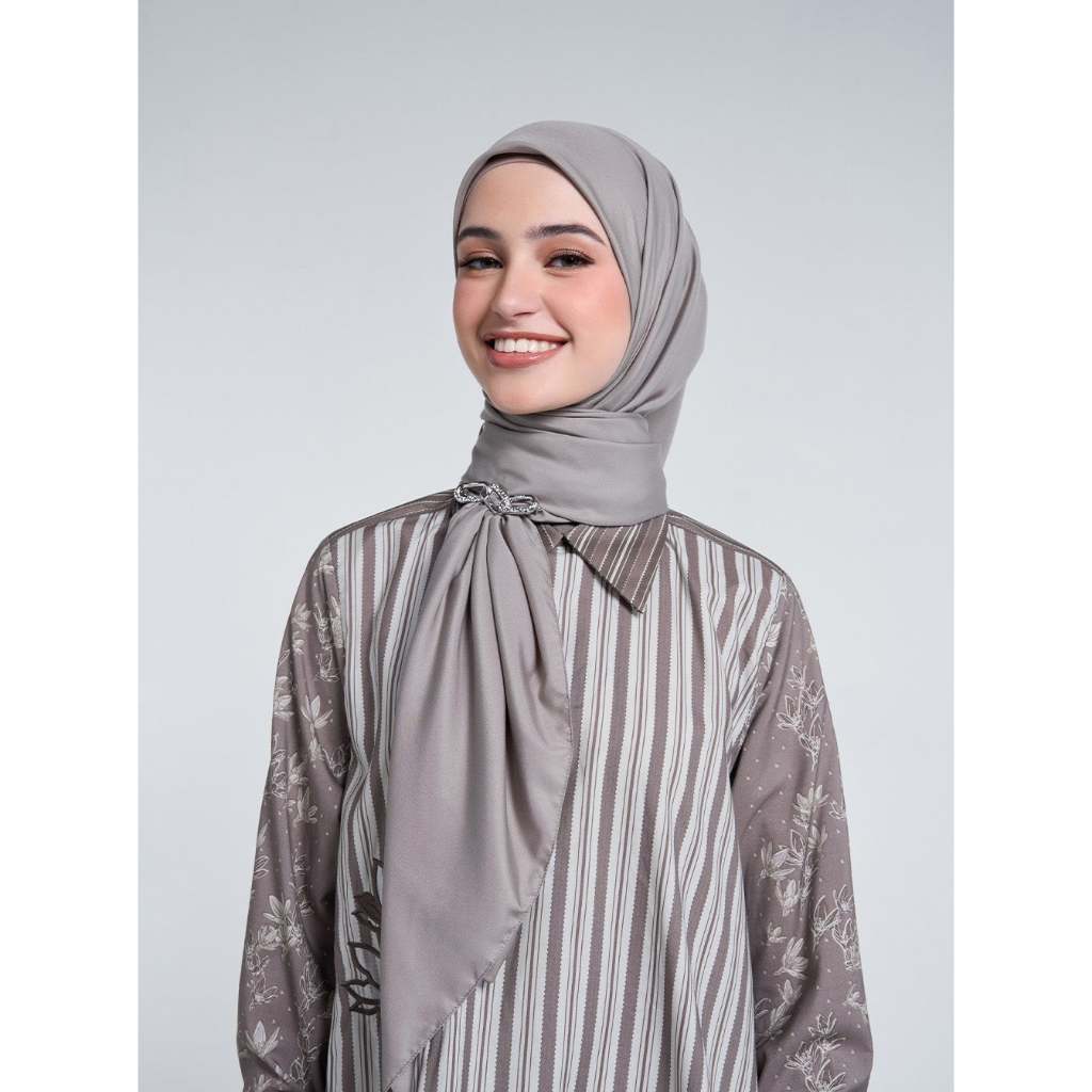 ผ้าพันคอ Airy Voile Plain - Ash Grey