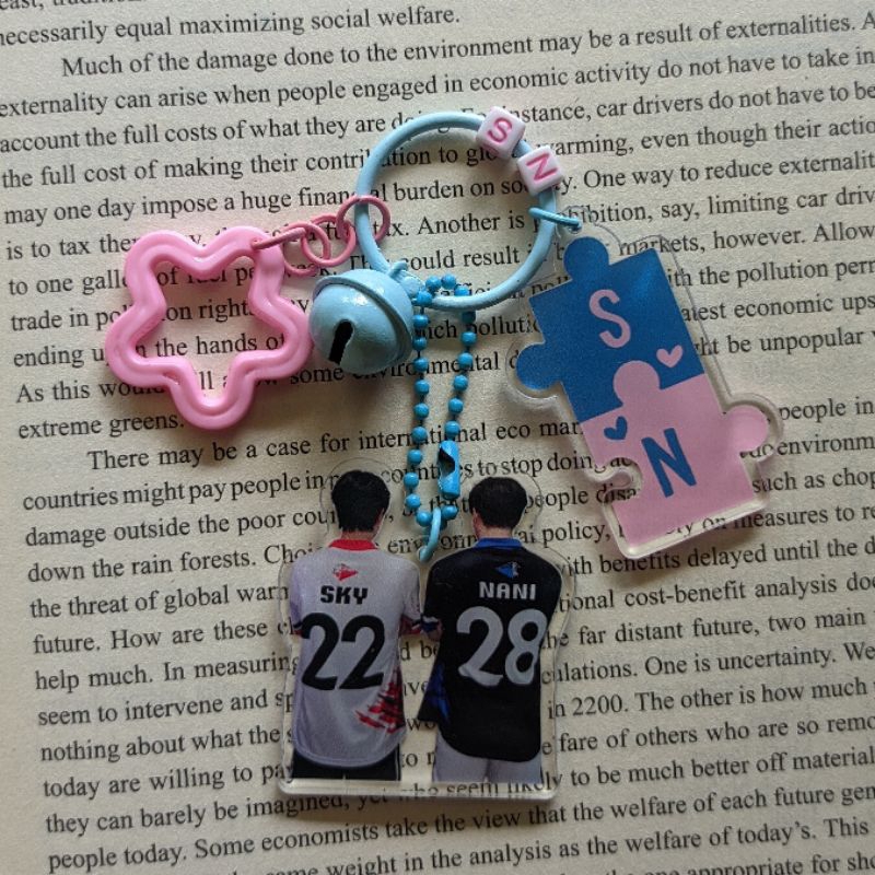 READY พวงกุญแจอะคริลิค SKYNANI STARLYMPIC 2024 SMYLE NEONA