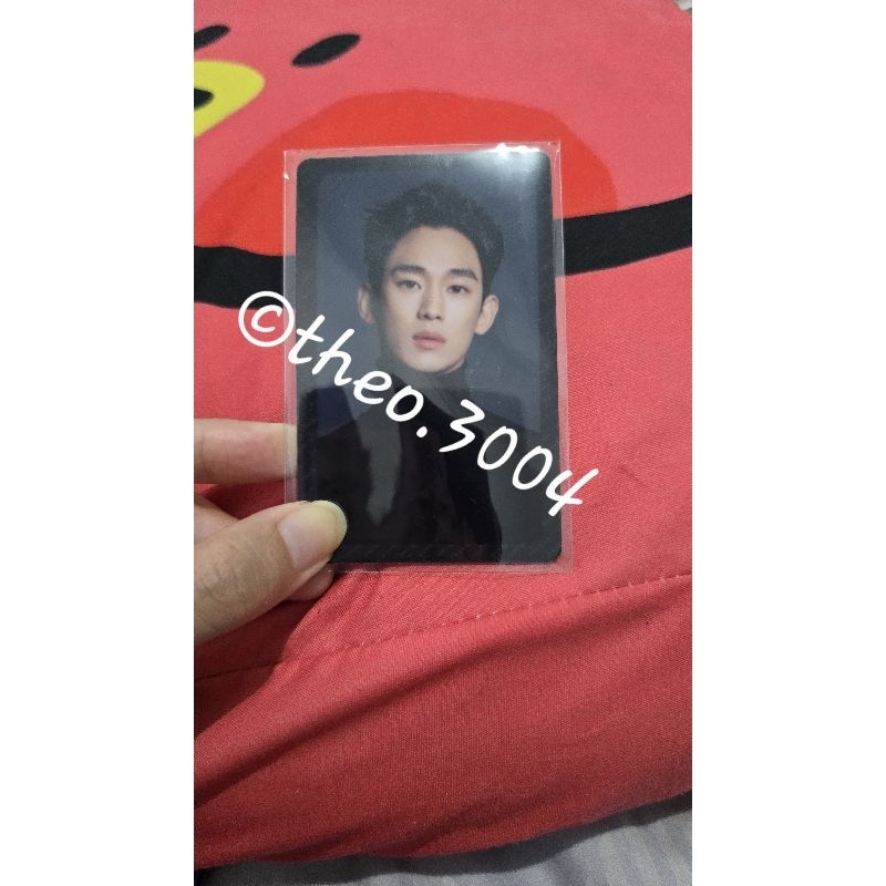 Kim Soo Hyun Eyes On You Merch