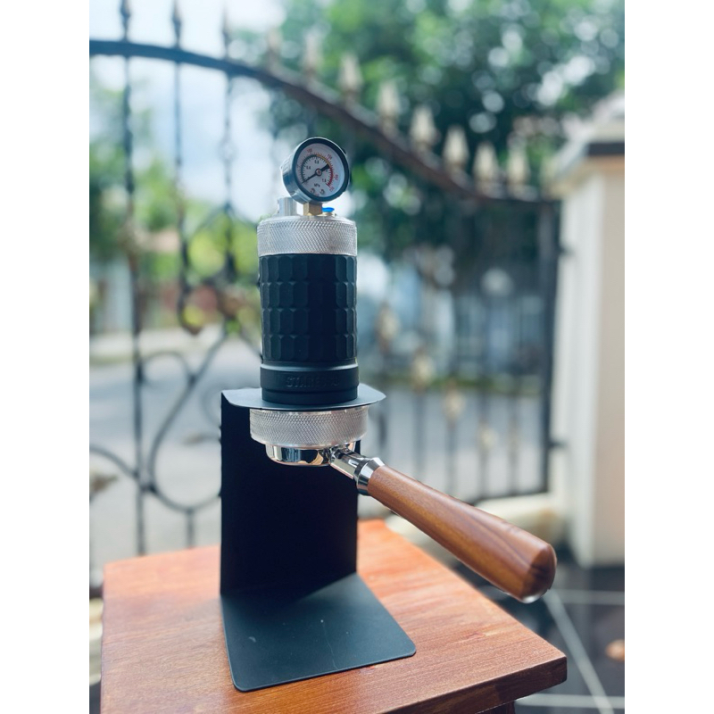 ที่วางขาตั้งเครื่องแต่งกาย Staresso SP300 & SP200