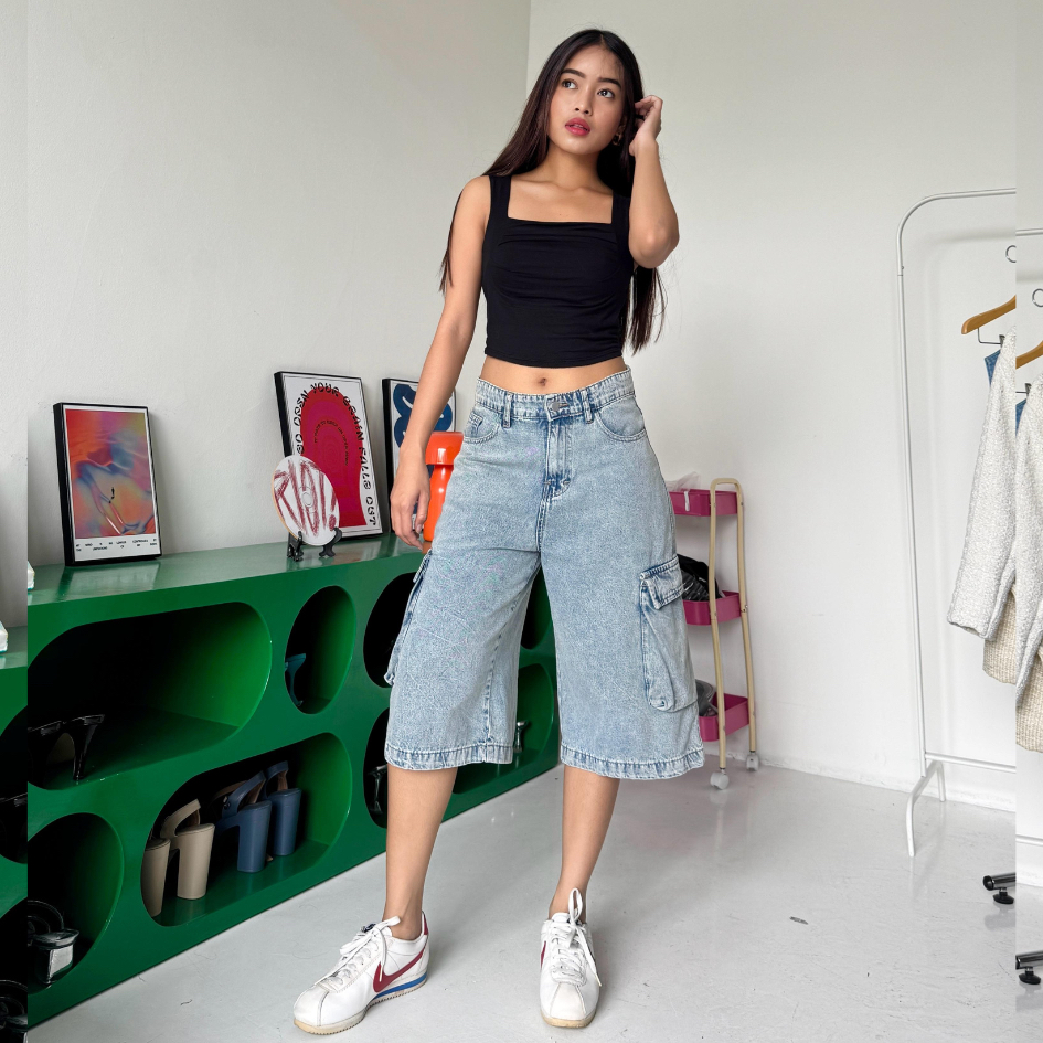 LADOUCE - Cardi Baggy Cargo Jorts Jeans Short Unisex Short Denim Pants