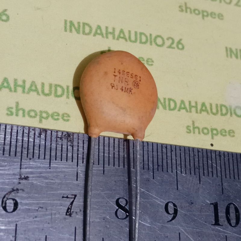 14SE561 VARISTOR 561-14 VARISTOR เท้า 8mm 561 14 paristor 560v