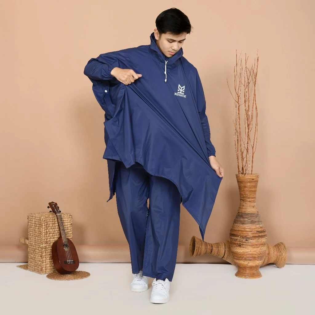 เสื้อกันฝนเควาตี้ ชุดปอนโช/เสื้อกันฝนค้างคาว/ชุดกันฝนพร้อมกางเกง