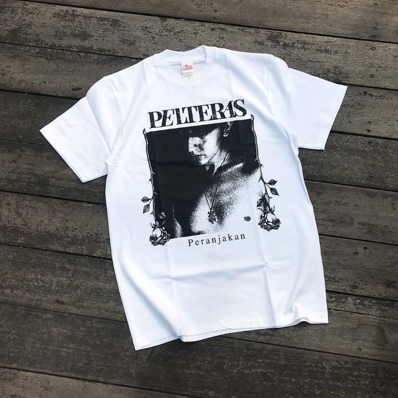 เสื้อยืดขาว MOVEMENT