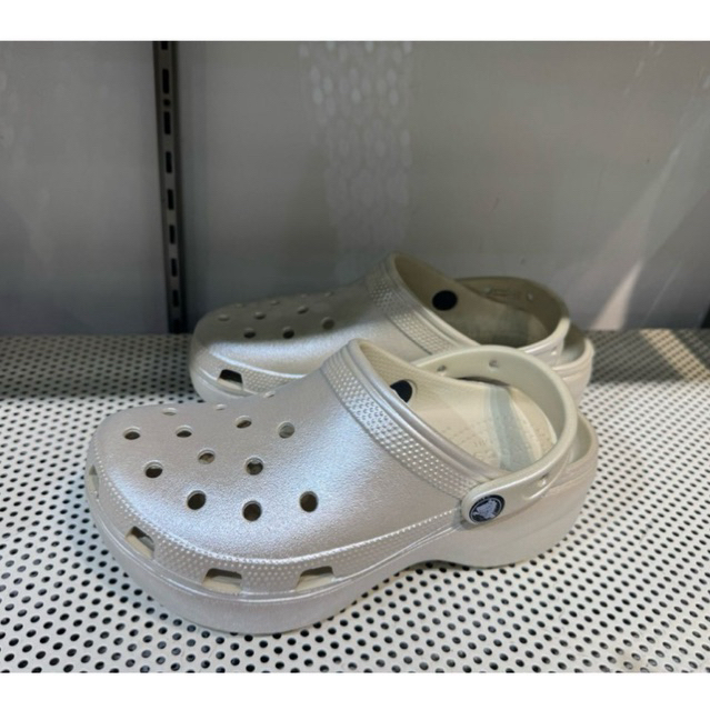 CROCS CLASSIC PLATFORM GLITTER ORIGINAL - ฟรีจิบิอิทต์ + กระเป๋าโท้ต