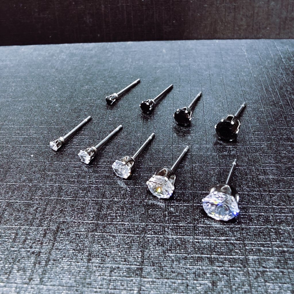 ANTI-RUST TITANIUM ZIRCON STITCH EARRINGS / TITANIUM ZICRON GEM EARRINGS / TITANIUM ZICRON EARRINGS