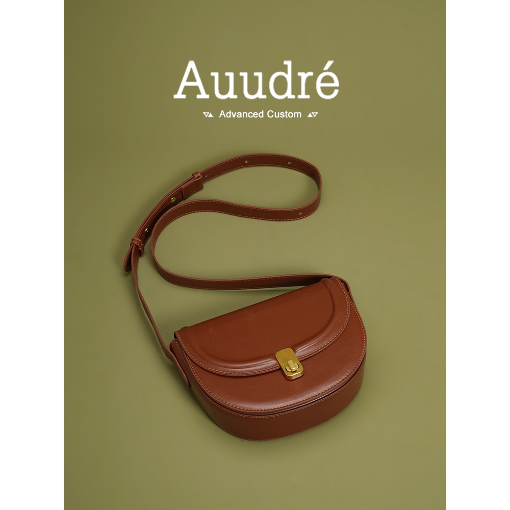 Audre กระเป๋าสะพายข้างใต้วงแขนไหล่เดียวสําหรับผู้หญิงกระเป๋าสะพายข้างพร็อพมีสไตล์