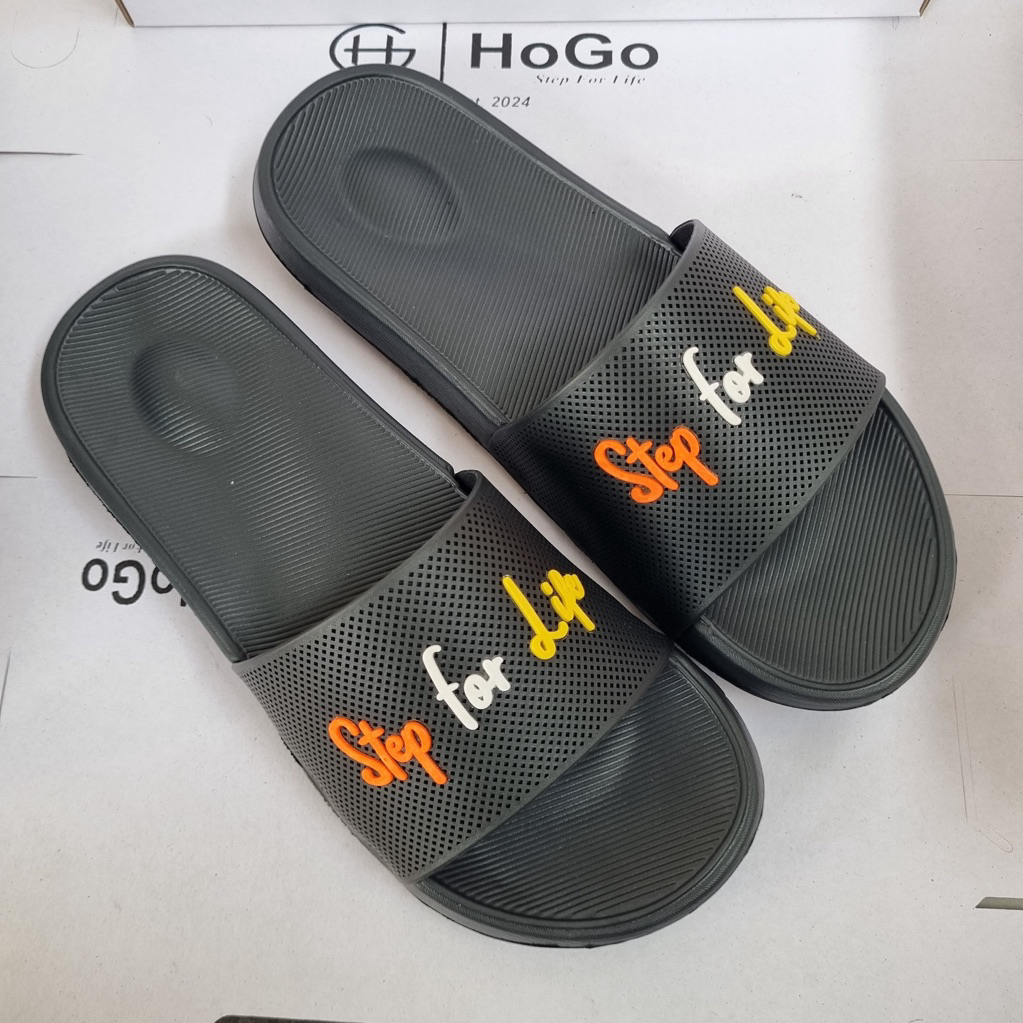 Hogo รองเท้าแตะสไลด์สเต็ปสีดําสําหรับผู้ชายและผู้หญิง