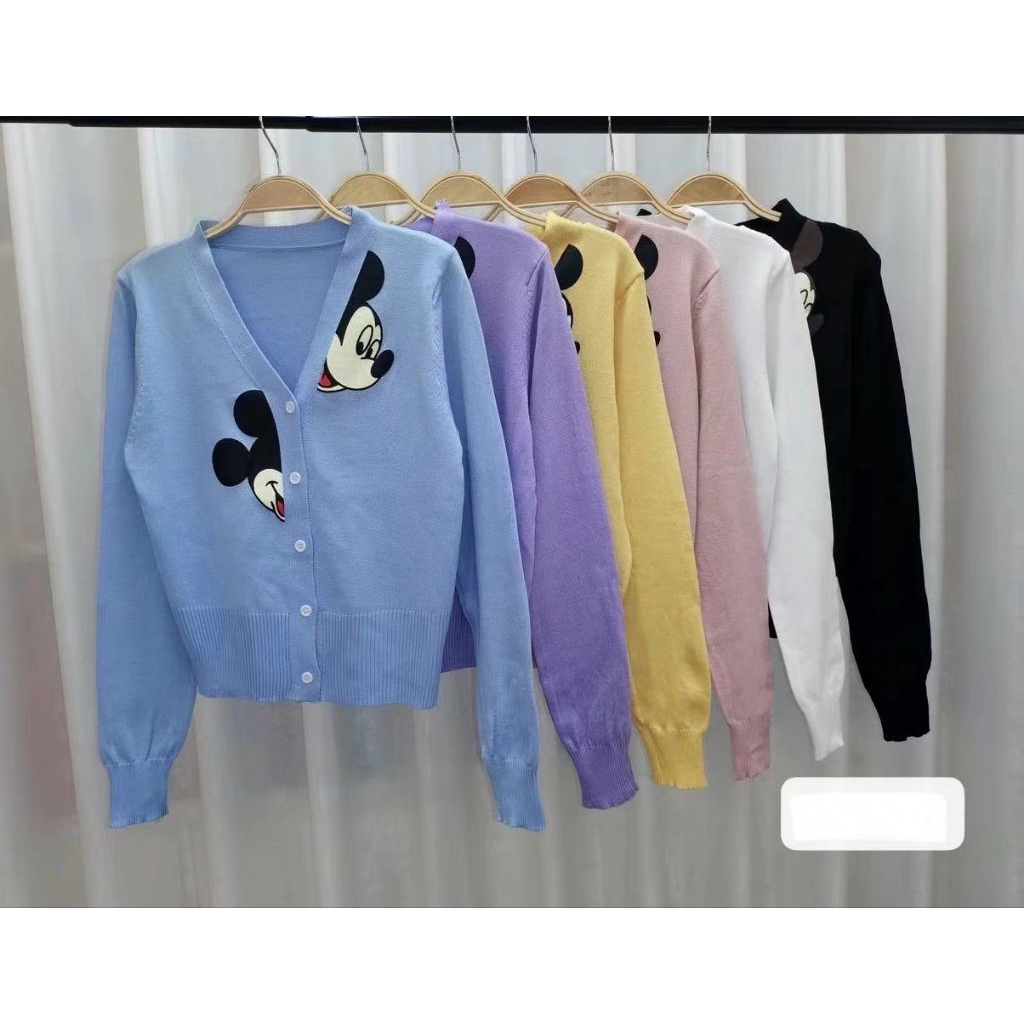 เสื้อคาร์ดิแกนถักนําเข้า bkk พร้อม mikey mouse motif