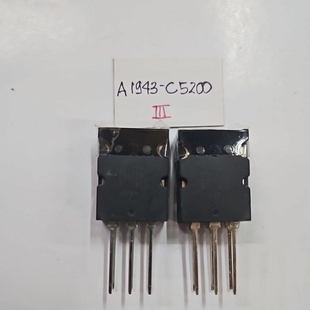 TRANSISTOR TOSHIBA 2S A 1943 & 2S C 5200 III LOT 913/914 ชุดต้นฉบับ